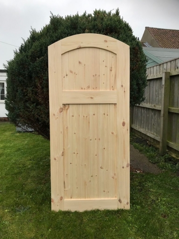 wooden-gate 1